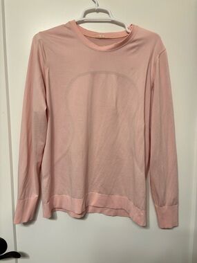 Lululemon Swiftly Breathe Relaxed-Fit
Long Sleeve Shirt Pink Mist sz 10